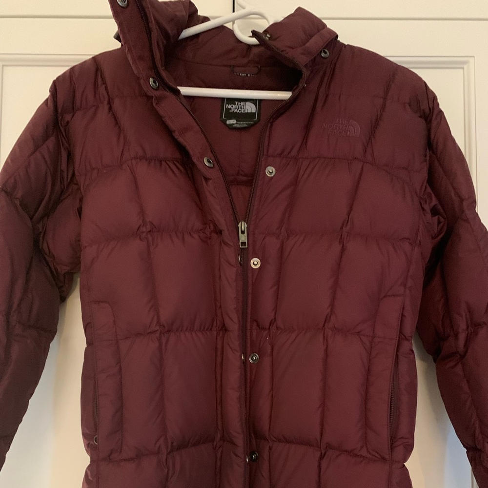 Northface women’s Metropolis parka size XS.